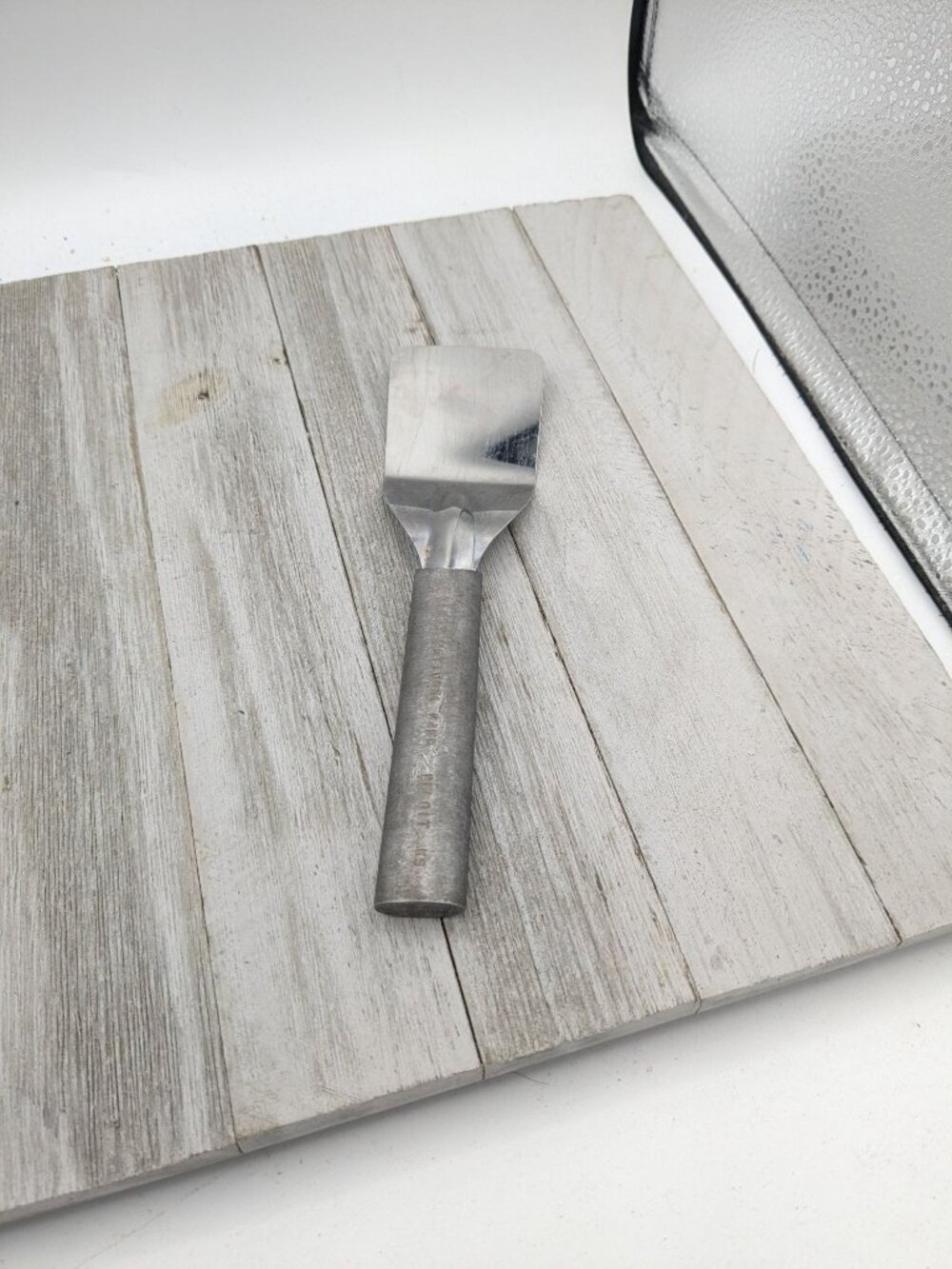 Rada Mini #2 Dessert Server 7 1/2" Stainless Steel Spatula Aluminum Handle
